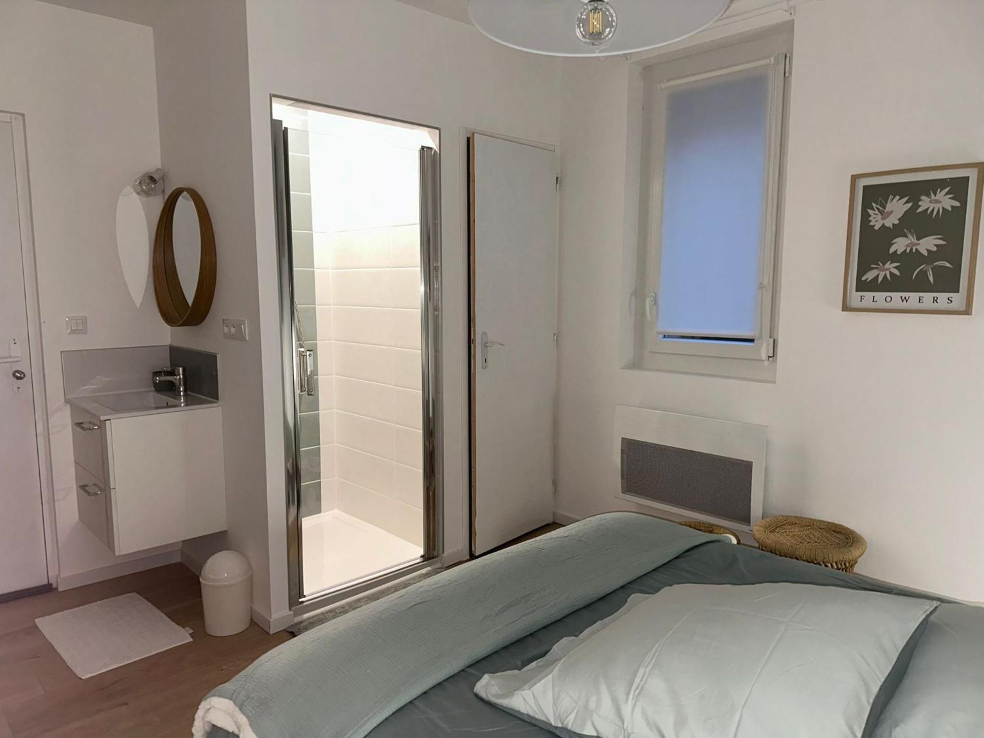 Maison Des Ambans Chambres D'Hotes Hypercentre 200M De La Gare Et Petit Dejeuner Inclus アジャン エクステリア 写真