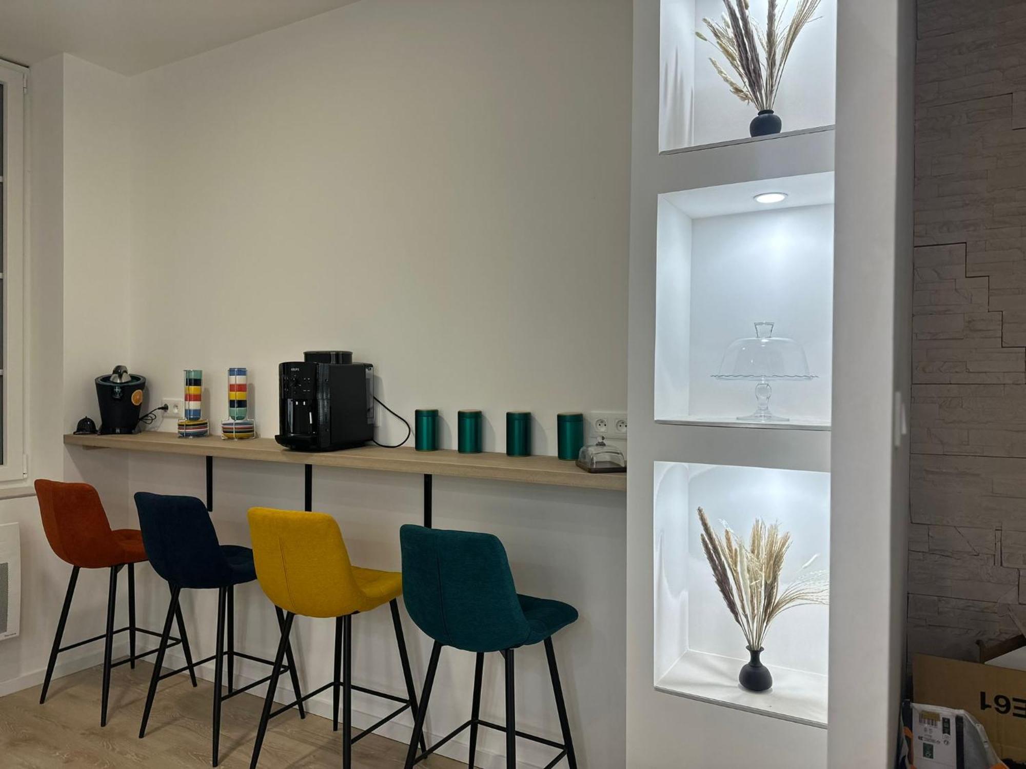 Maison Des Ambans Chambres D'Hotes Hypercentre 200M De La Gare Et Petit Dejeuner Inclus アジャン エクステリア 写真