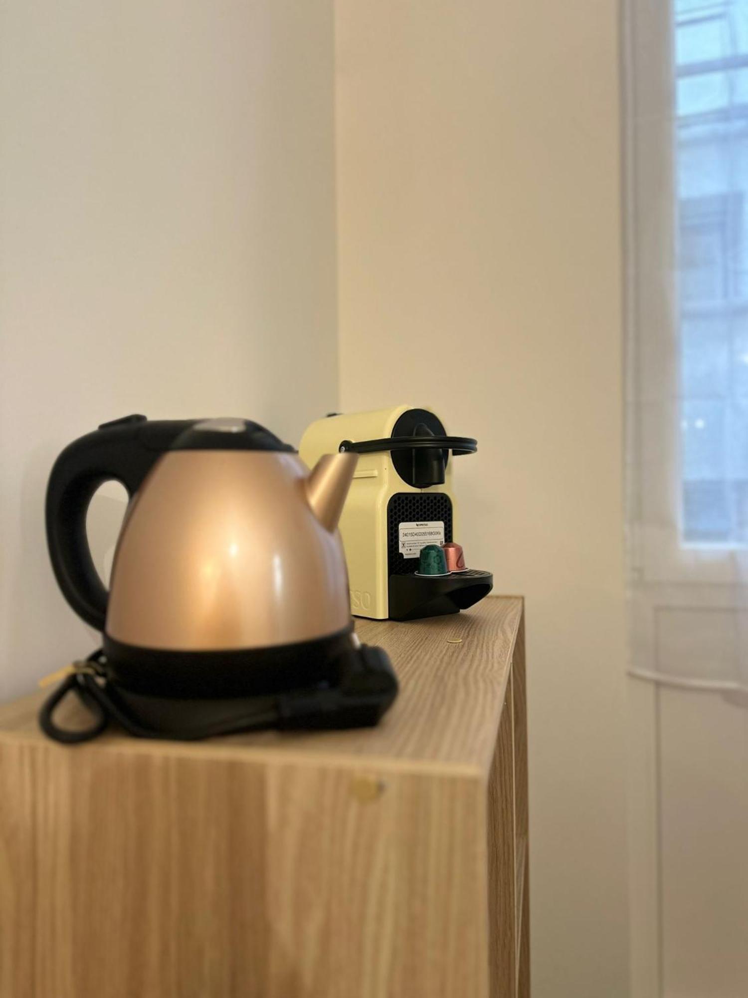 Maison Des Ambans Chambres D'Hotes Hypercentre 200M De La Gare Et Petit Dejeuner Inclus アジャン エクステリア 写真