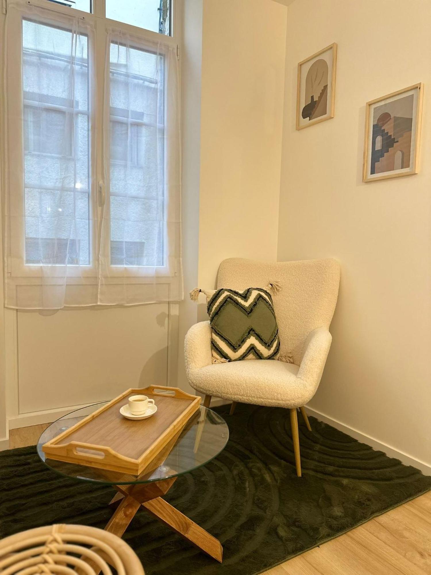 Maison Des Ambans Chambres D'Hotes Hypercentre 200M De La Gare Et Petit Dejeuner Inclus アジャン エクステリア 写真