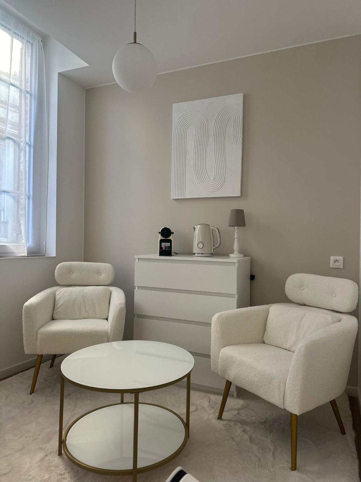 Maison Des Ambans Chambres D'Hotes Hypercentre 200M De La Gare Et Petit Dejeuner Inclus アジャン エクステリア 写真